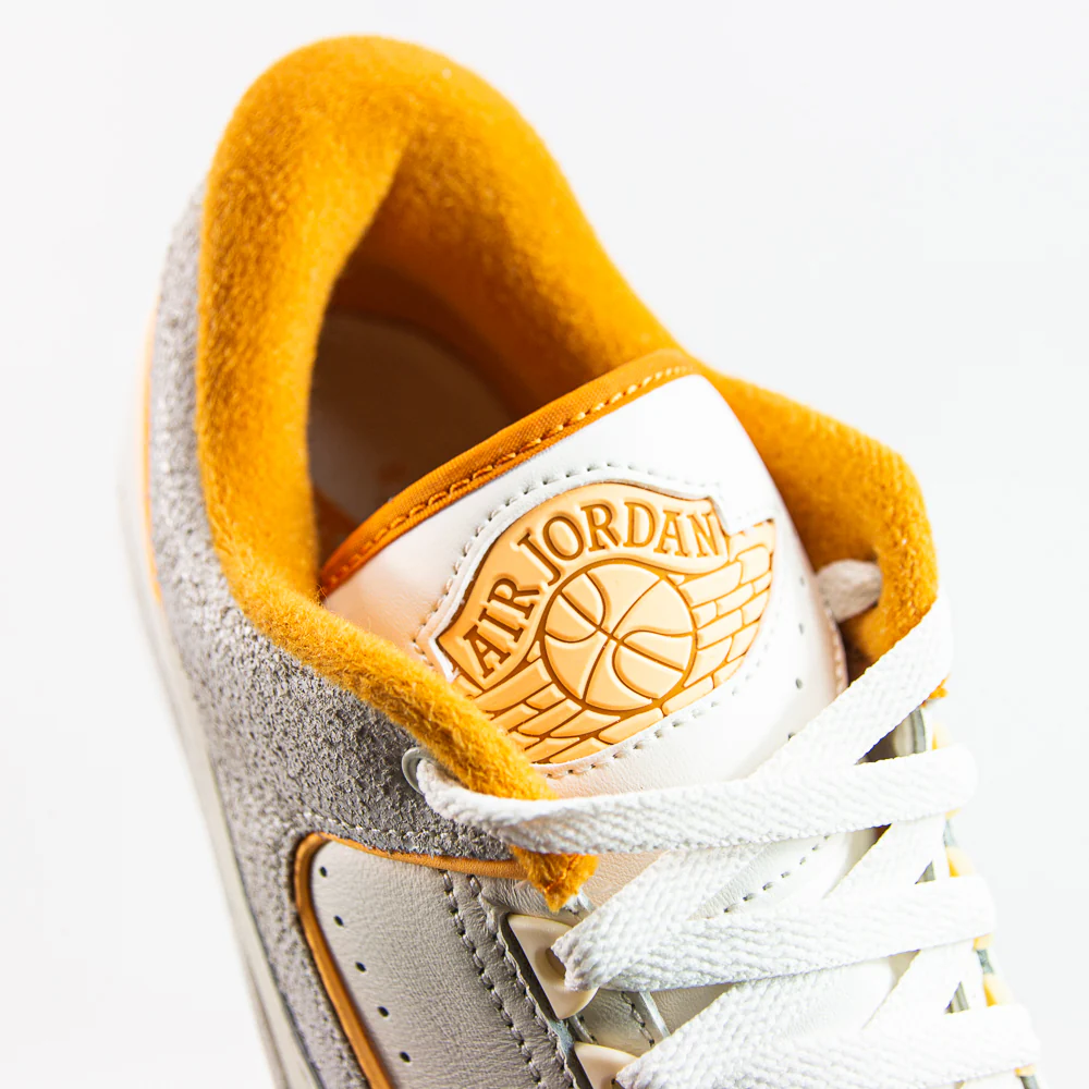Air Jordan 2 Retro Low (Sail/Melon Tint-Light Curry) - Image 4
