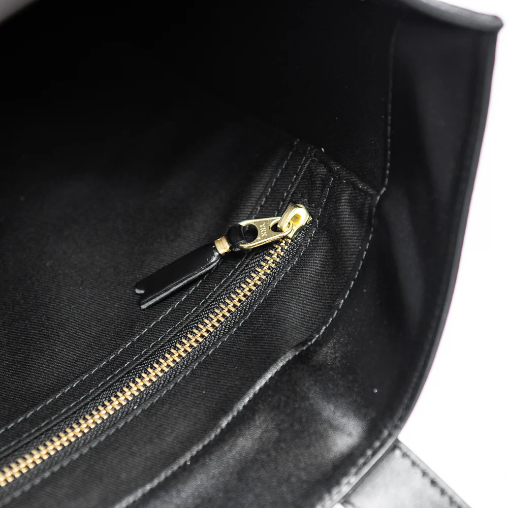 CDG Classic Leather Tote Bag (Black) - Image 2