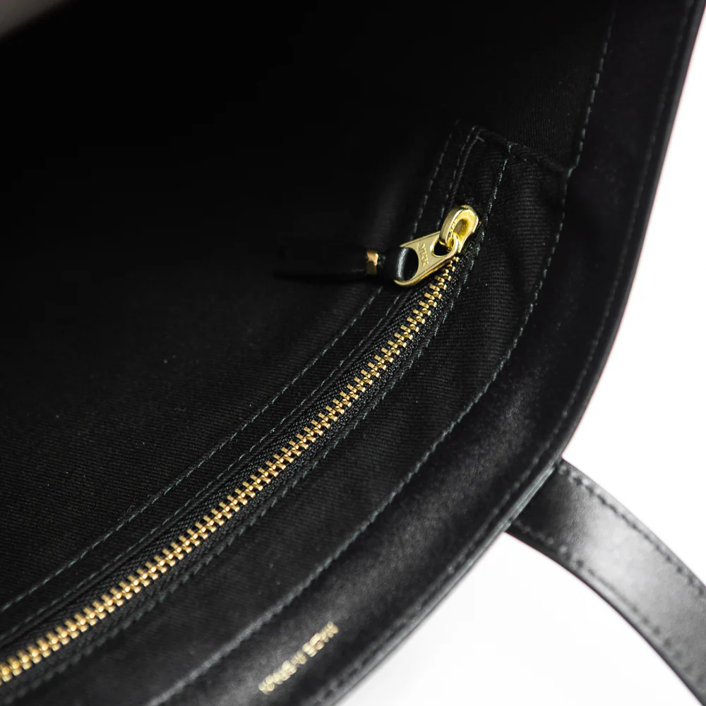 CDG Huge Logo Tote Bag (Black) - Image 3