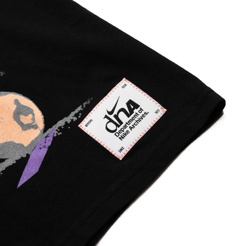 Nike Sportswear T-Shirt (Black) - Image 2