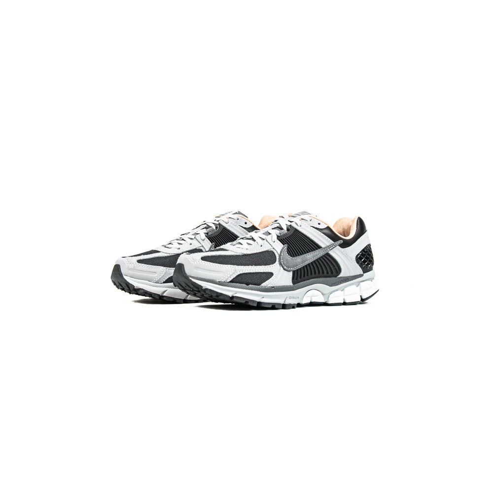 Zoom Vomero 5 (Dk. Smoke Grey/Smoke Grey) - Image 2